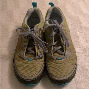 Ahnu Vibram hiking shoe